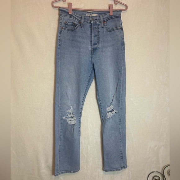Levi’s Ripped Wedgie Straight Jeans - Picture 1 of 5
